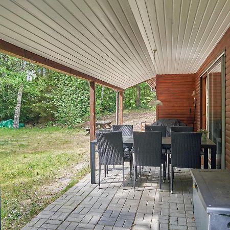 Three-Bedroom Holiday Home In Ronne 4 Экстерьер фото