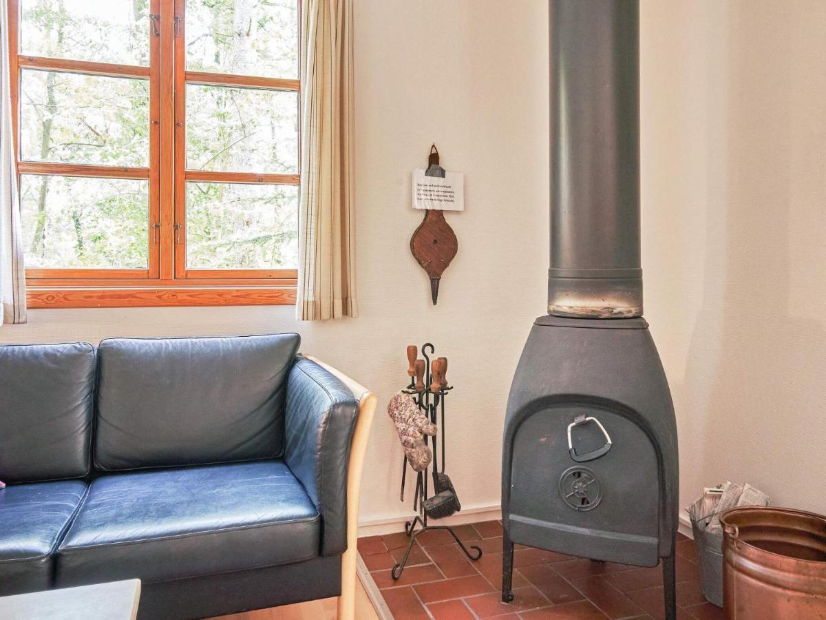 Three-Bedroom Holiday Home In Ronne 4 Экстерьер фото