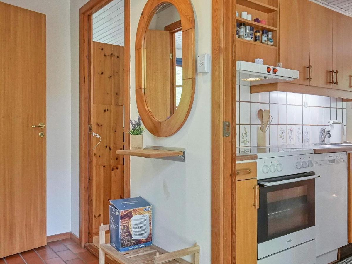 Three-Bedroom Holiday Home In Ronne 4 Экстерьер фото