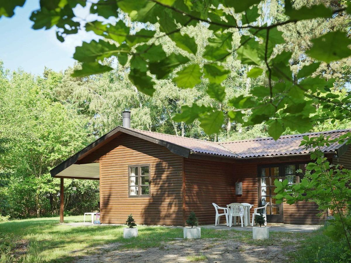 Three-Bedroom Holiday Home In Ronne 4 Экстерьер фото